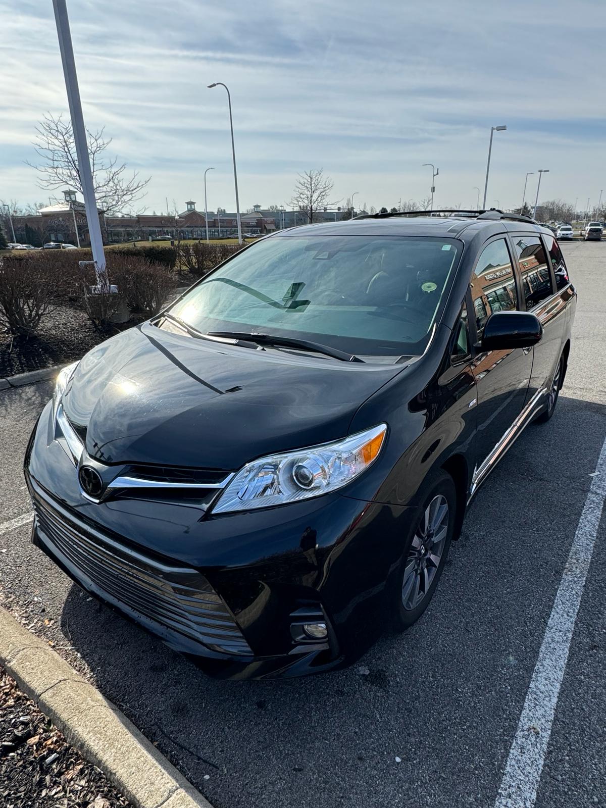 2018 Toyota Sienna XLE, AWD Columbus OH